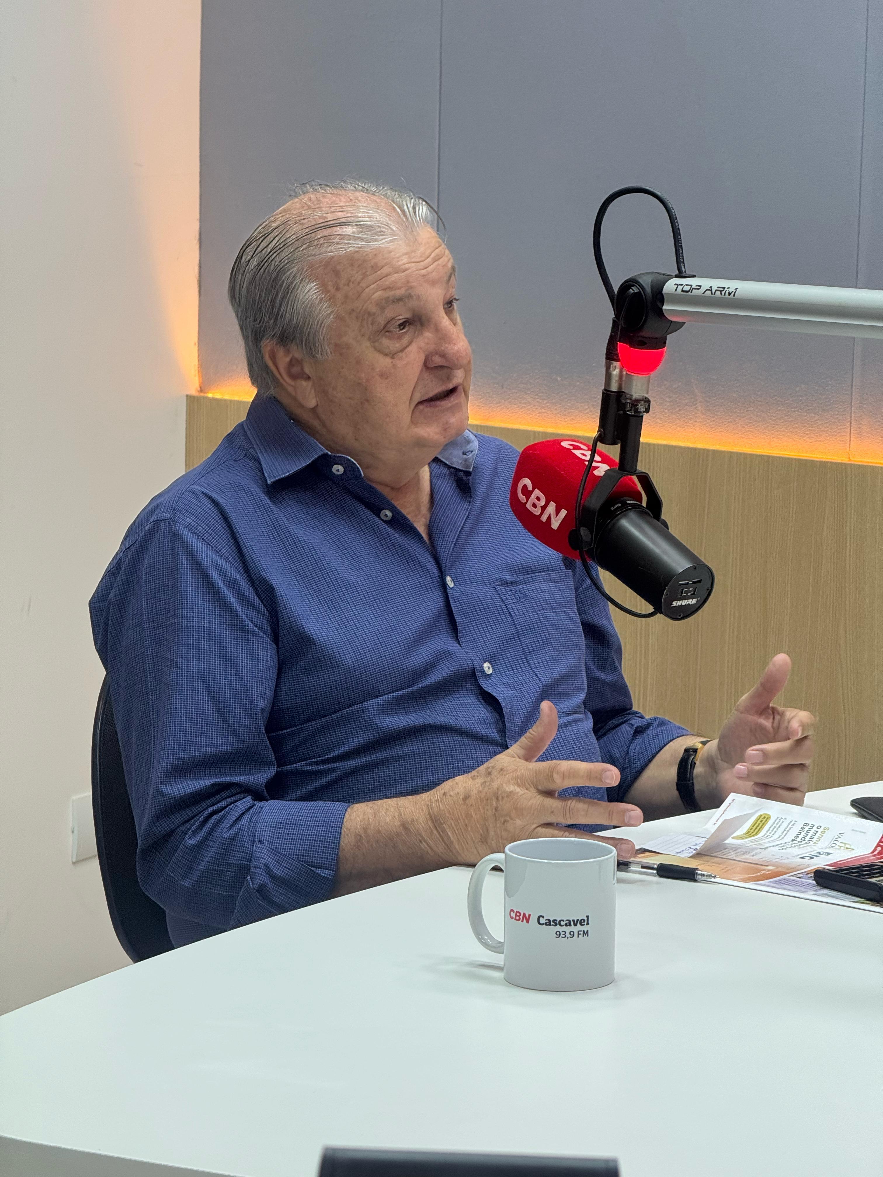 Dilvo Grolli explica os impactos após China suspender importação de frango