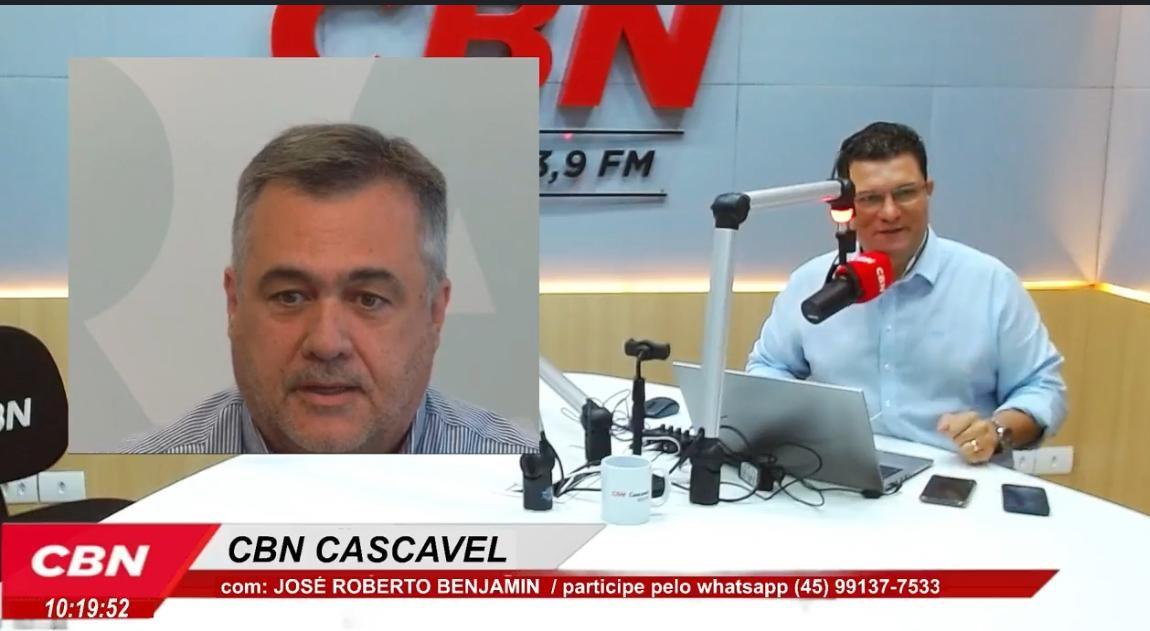 "As vacinas contra a gripe estão chegando e a vacinação no Paraná começa no dia 1º de abril", diz Beto