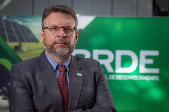 Diretor-presidente da Sanepar, Wilson Bley, fala dos investimentos em saneamento, em Cascavel