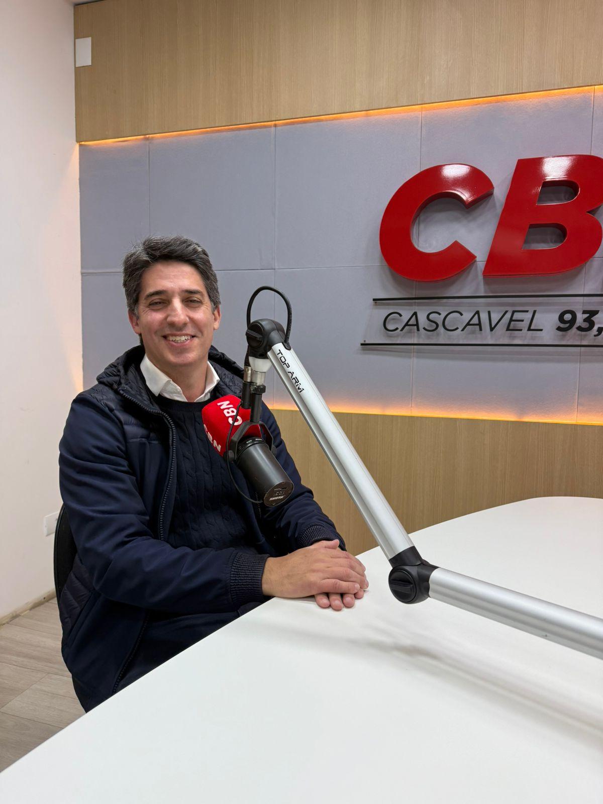 Programa Paraná em Ação oferece diversos serviços gratuitos à população de Cascavel