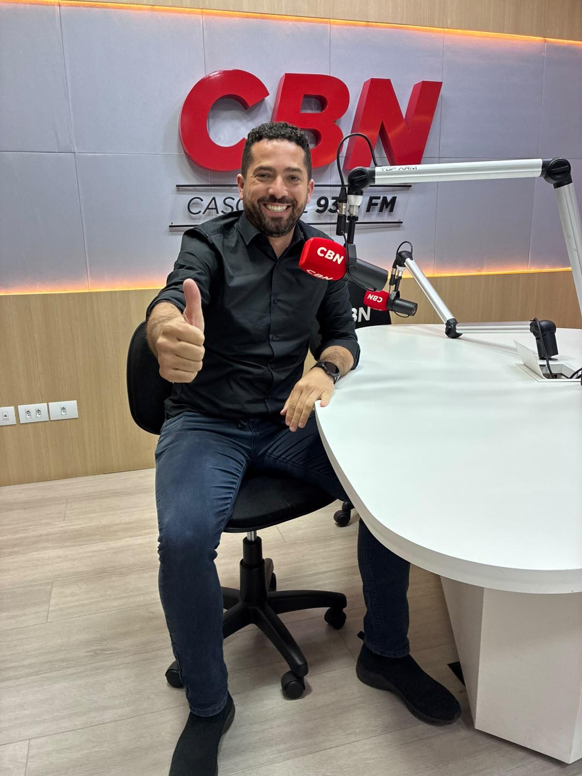 À frente do Executivo, Tiago Almeida fala sobre desafios da gestão