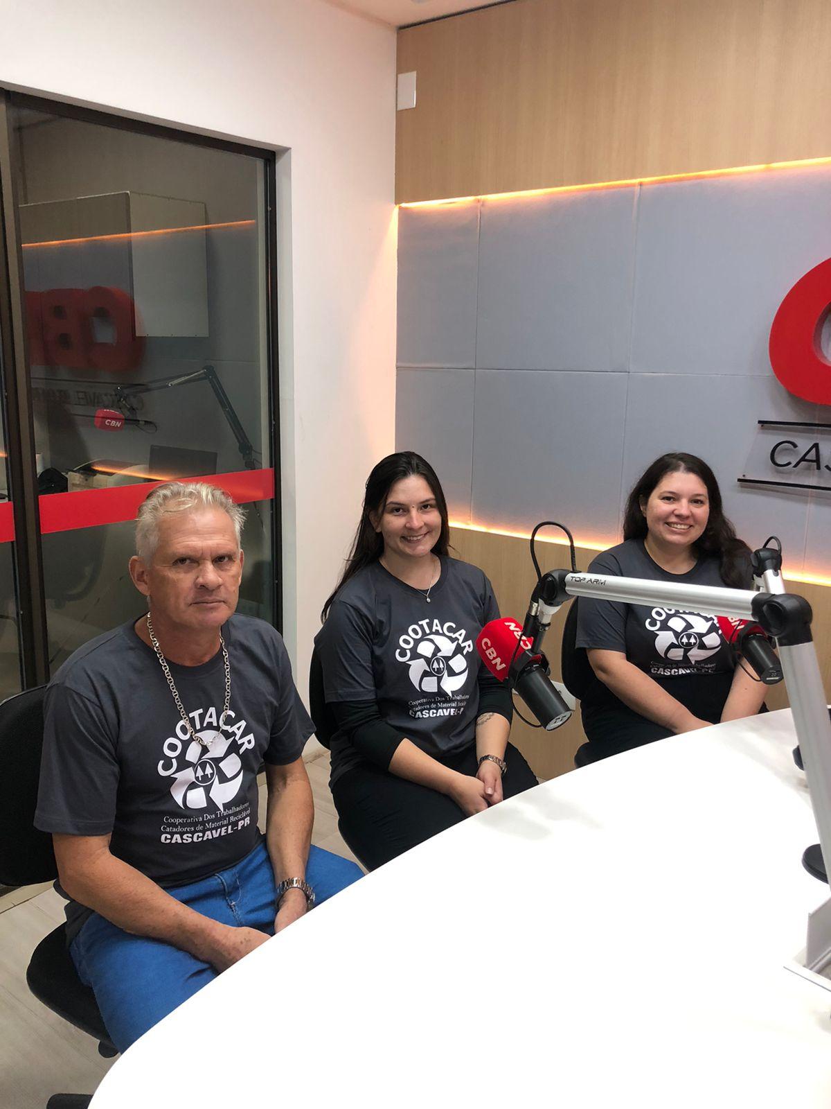 Na semana do Meio Ambiente, associados da Cootacar reforçam importância da reciclagem