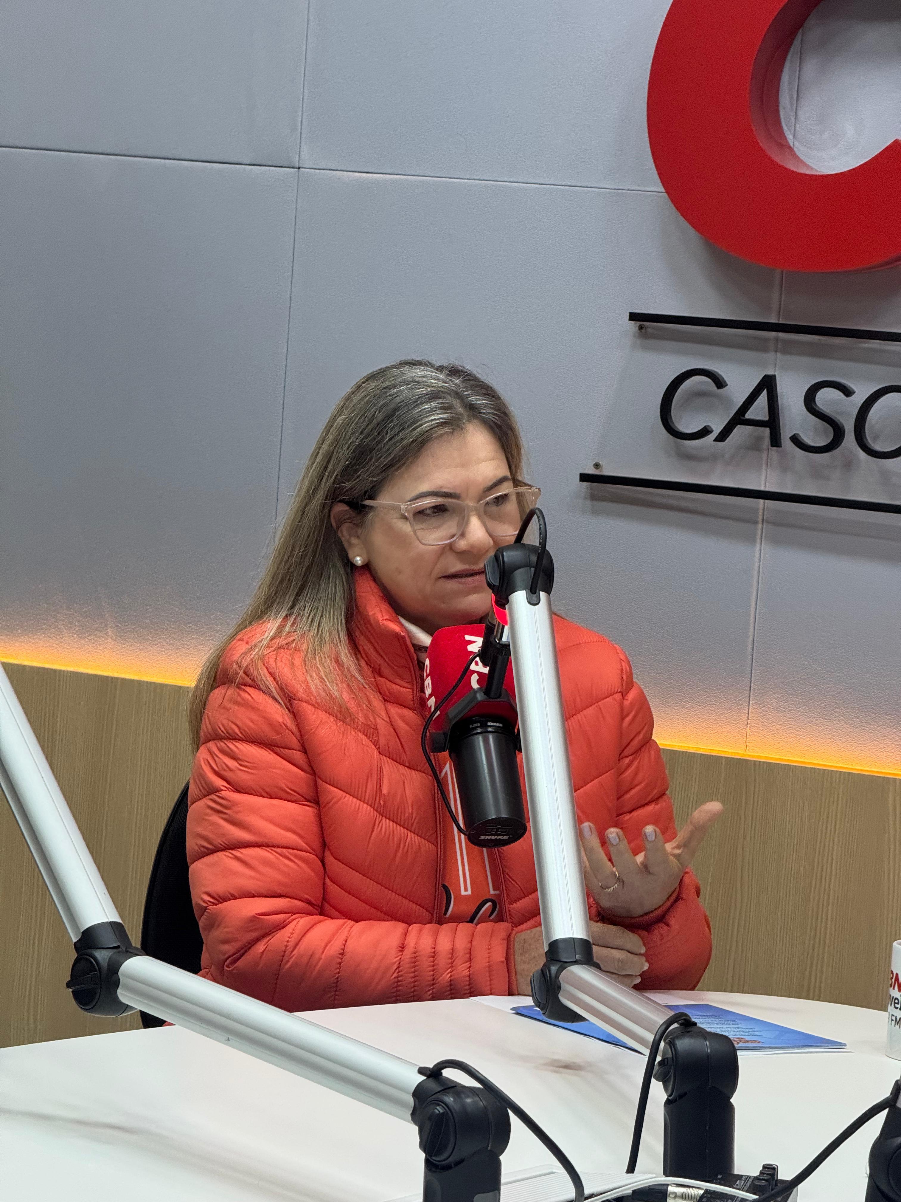 Livro 'Histórias da Vovóinha em...não mexam com nossas crianças' e a proteção de crianças e adolescentes contra a pedofilia
