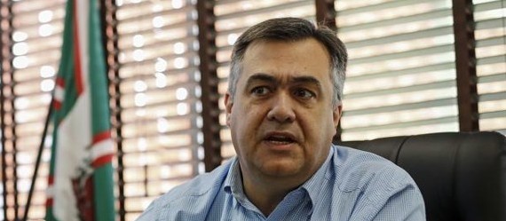 "Chegamos a ter 2.000 leitos de UTI e agora estamos com 700 em funcionamento"