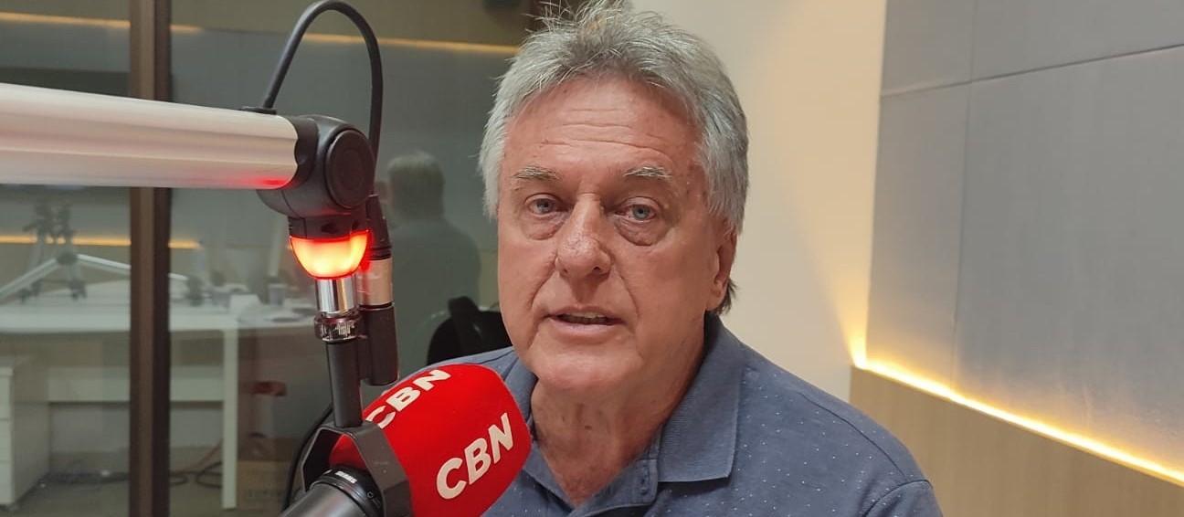 "Existe uma diferença entre a vacina aplicada nas clínicas privadas, mas não de qualidade", diz Bailak