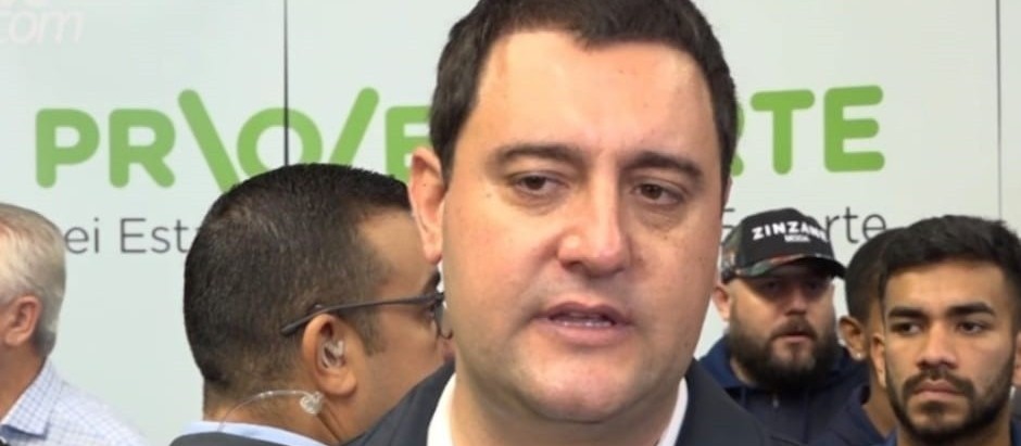 "Vamos estar com o presidente Lula nesta quarta-feira (03) assinando o convênio" diz Ratinho
