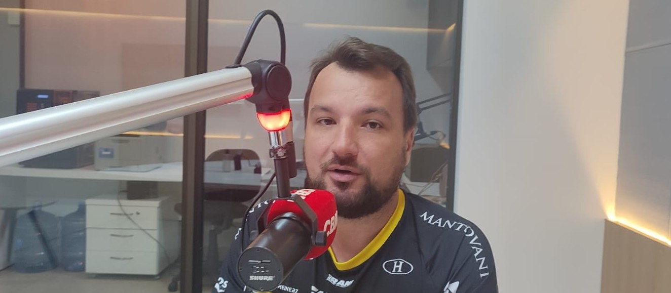 "O FC Cascavel já vendeu mais de 200 mil camisas", diz Chervinski