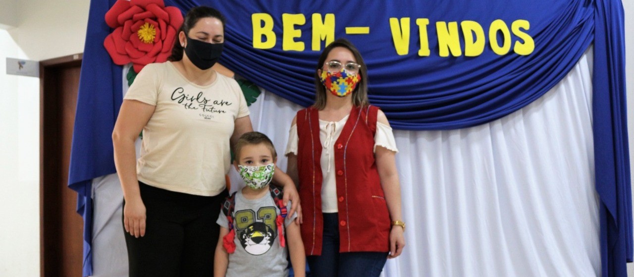 Alunos da Clínica Escola iniciam o contato presencial com os novos professores