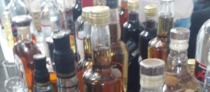 Queijos e cachaça são produzidos por produtores da agricultura familiar