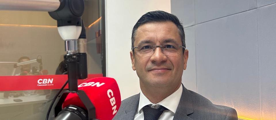 "O Estado está, infelizmente, aparelhado para defender a esquerda e isso não é segredo pra ninguém", diz  Ideriha