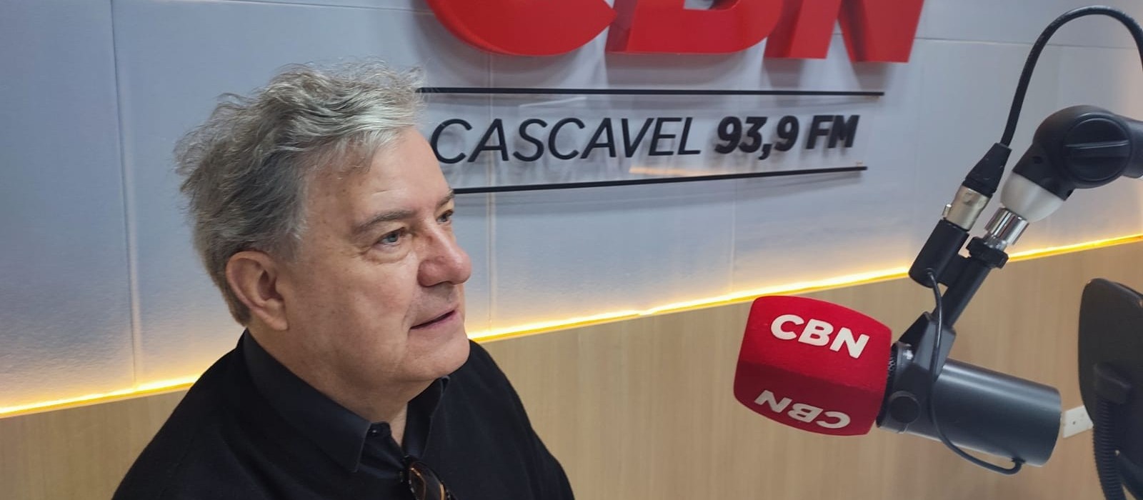 "Mesmo com esse cenário de juros altos, comprar imóvel segue como opção segura de investimento"