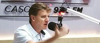 "Coloco meu nome à disposição, como pré-candidato, para transformar Cascavel numa cidade metalmecânica", diz Nelsinho