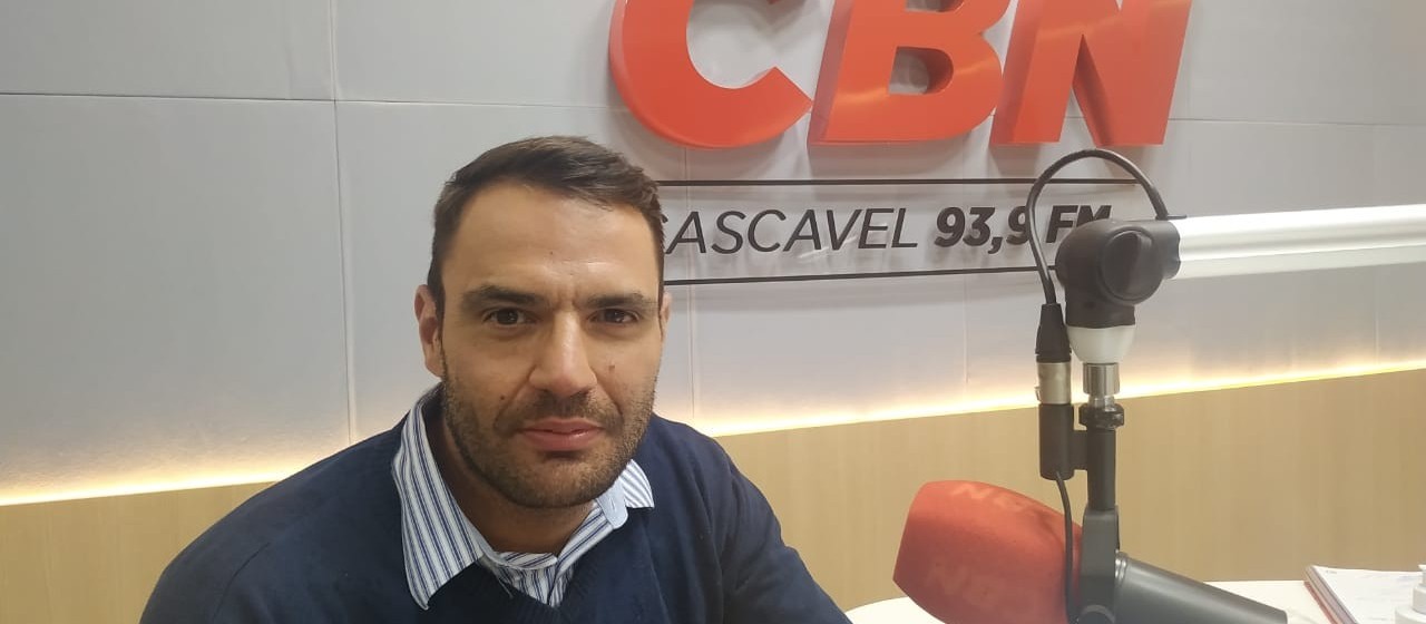 Sobre vitória de Bolsonaro na Câmara e no Senado: "Ele amplia capital político para buscar a reeleição"