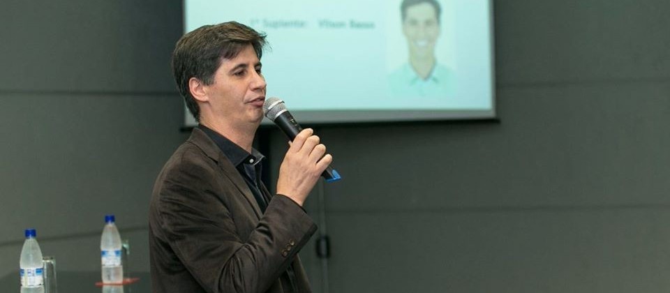 Vilson Basso fala da urgência de reduzir tamanho do Estado