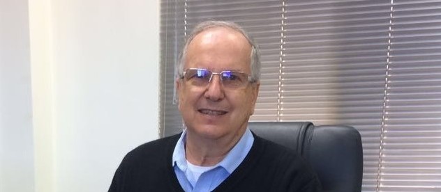 "Num momento ou outro devo assumir uma cadeira no Senado; não devo ser candidato a vice em Cascavel",diz Plínio