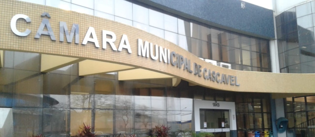 Vereadores votam Projeto de Lei que autoriza reajuste para servidores municipais