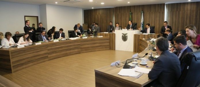 Assembleia vota orçamento do estado para limpar pauta de votações em 2019