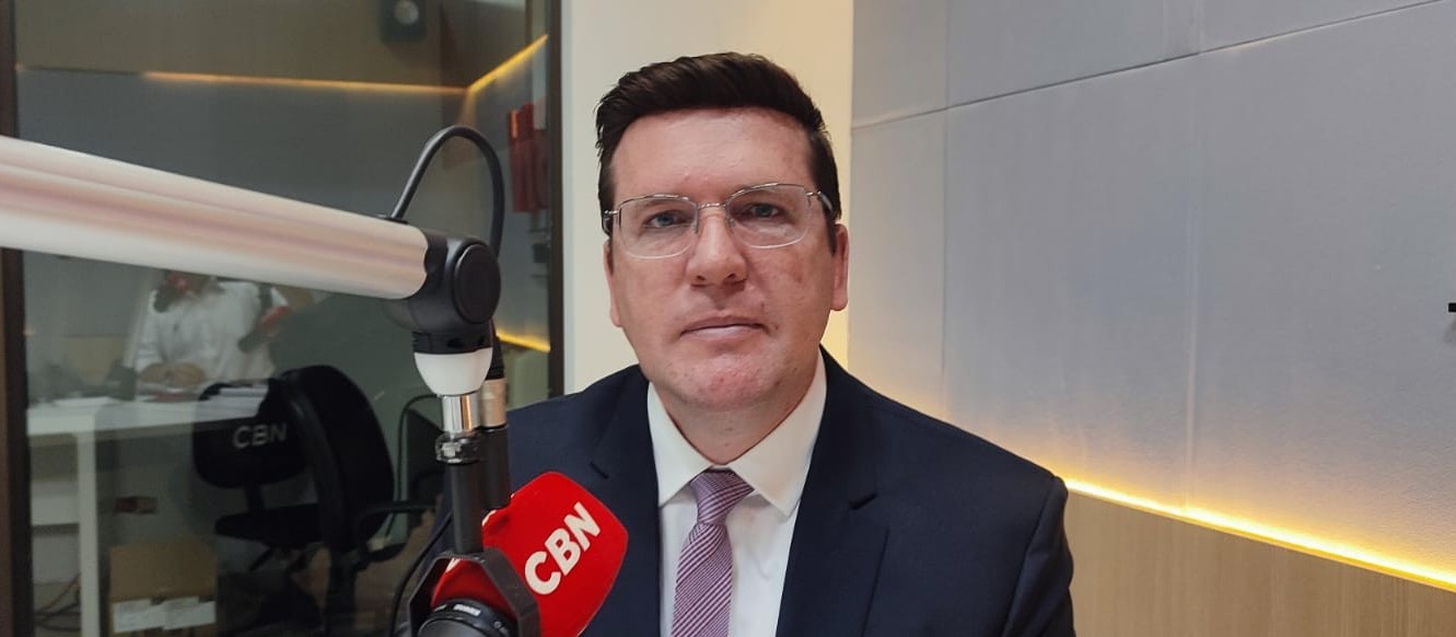 "O dinheiro da venda dos terrenos não será para pagar funcionários", diz Zorek