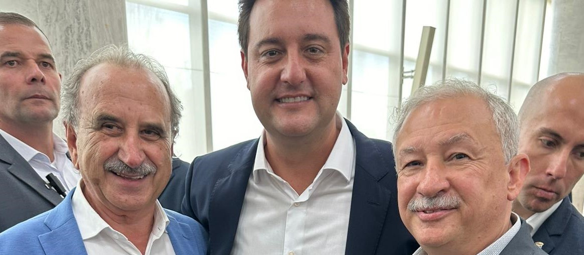 "O Governador está anunciando novas creches para todo o estado, Cascavel receberá seis CMEIs", diz Renato Silva