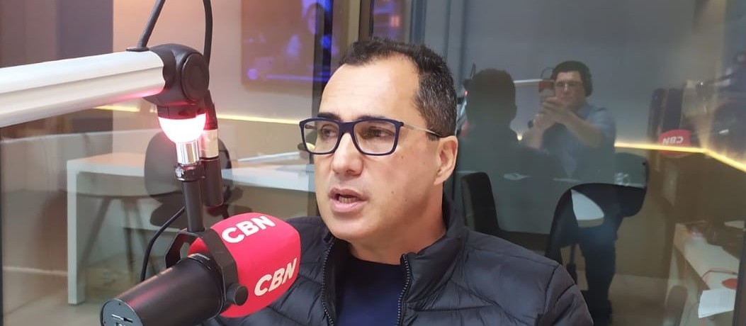 "Estamos trocando cada vez mais as relações pessoais por relações virtuais"