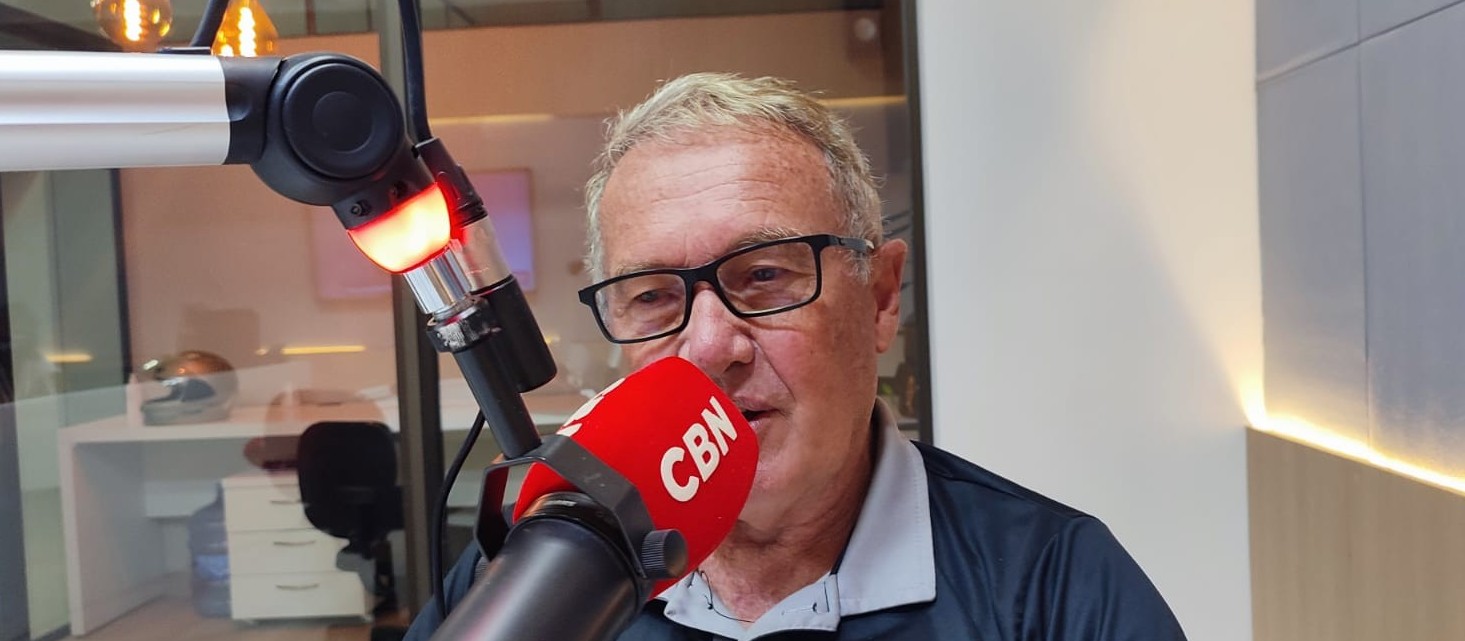 "Em breve vamos ter escolinha de futebol feminino no Colonial", diz Kruger