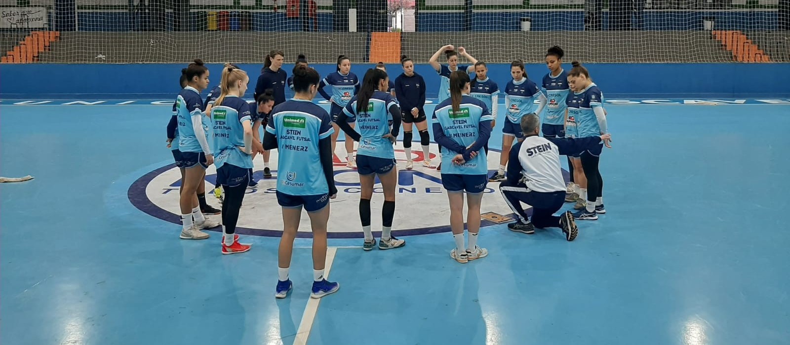 Stein enfrenta o Cianorte nas quartas de final da Liga Feminina de Futsal 