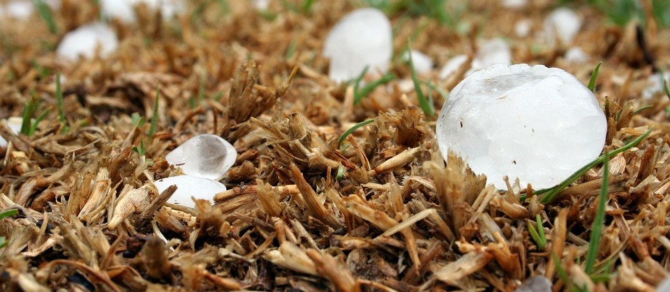 Chuva de granizo na região Oeste