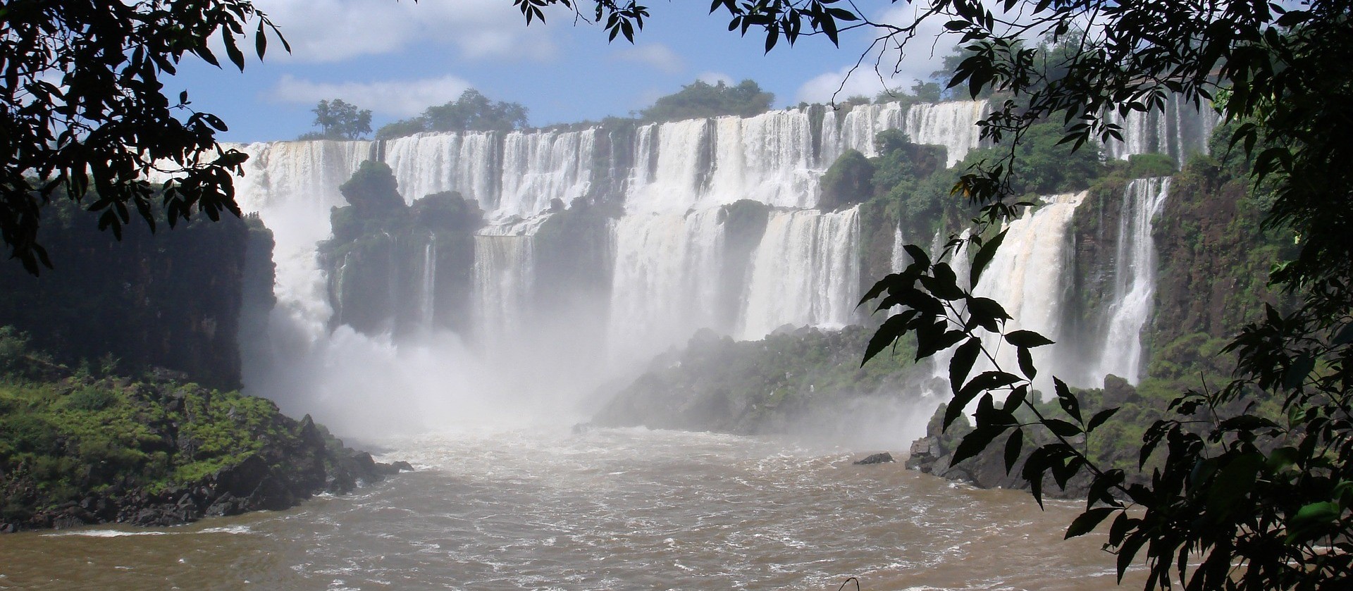 Hotelaria aponta ocupação máxima em Foz do Iguaçu