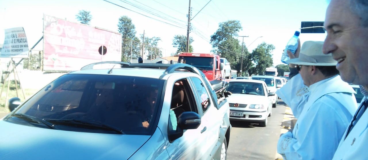 Motoristas são abençoados na 60ª Festa de São Cristóvão