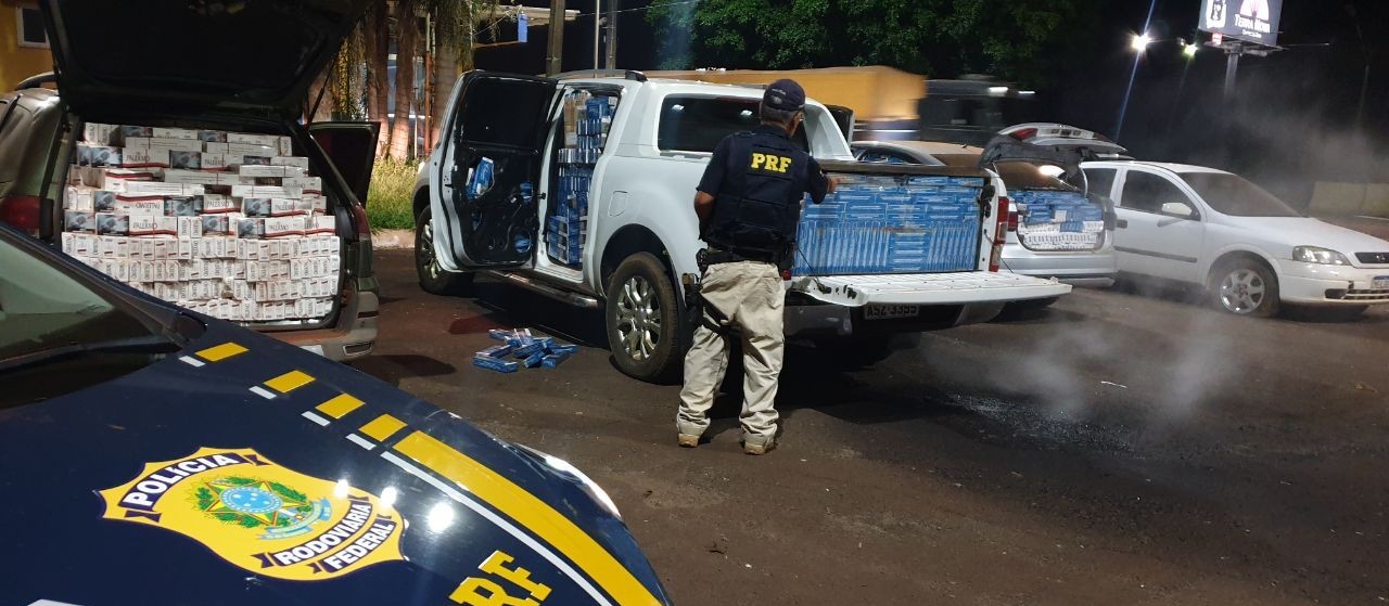 PRF apreende comboio de veículos com cigarros