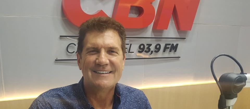 "Me preparei, vou colocar meu nome a disposição sem vender falsa esperança", diz Berté