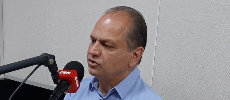 "Os fatos estão postos, haverá posse dos eleitos; Bolsonaro se reserva neste momento a não opinar", diz Barros