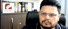 "Nesse primeiro momento não está solicitando a devolução ou entrega imediata dessas armas"