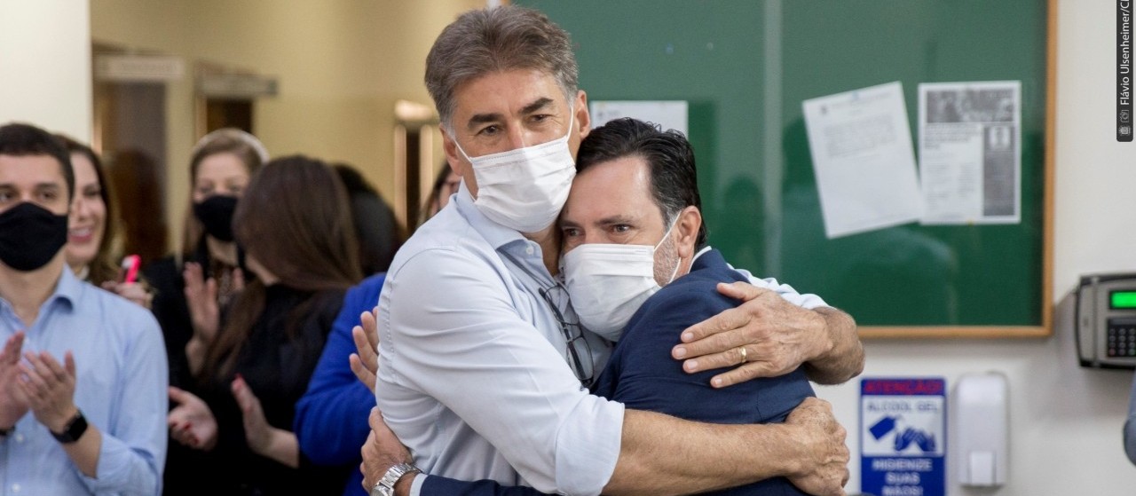 Alécio retorna às atividades na presidência da Câmara após afastamento médico