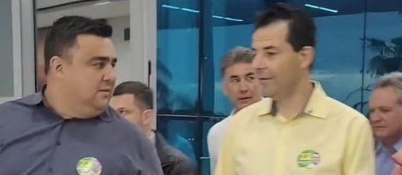 Ministro de Minas e Energia visita maior fábrica de módulos fotovoltaicos do país instalada  em Cascavel
