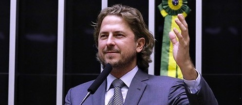 "É compromisso do governo Lula manter e ampliar obras programadas com recursos da Itaipu"
