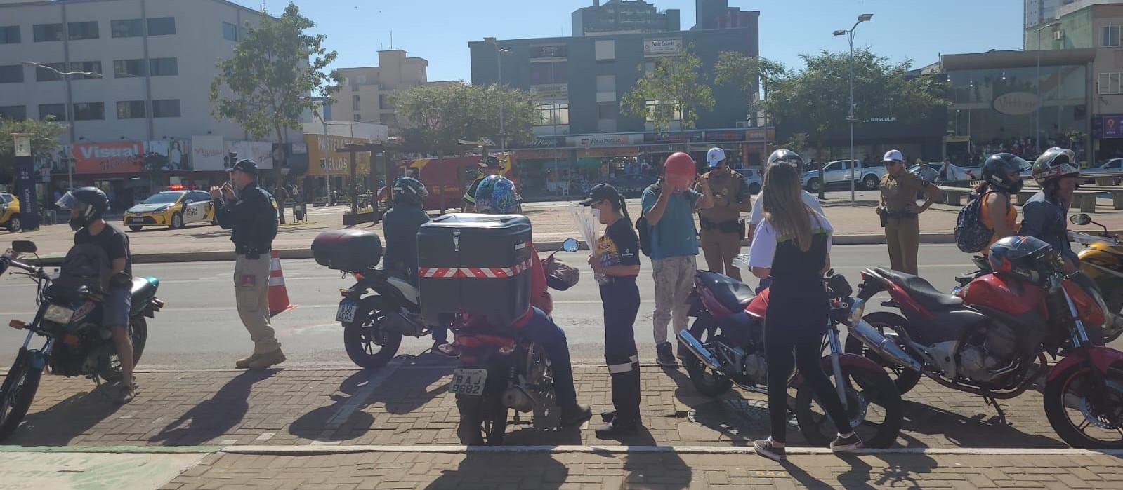 Ação educativa alerta motociclistas para os cuidados e responsabilidade no trânsito 