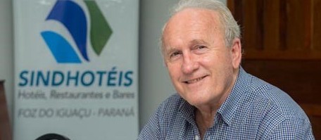 "Rede hoteleira, restaurantes e os atrativos turísticos em Foz do Iguaçu não estão caros"