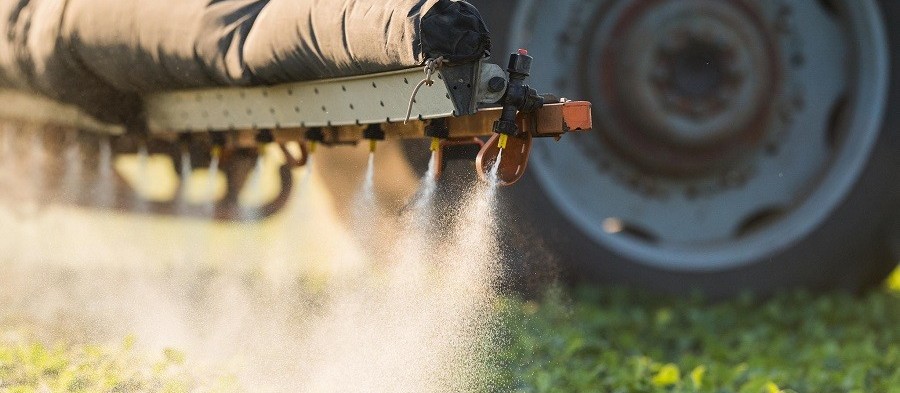 Seminário busca especialização de profissionais que receitam agroquímicos