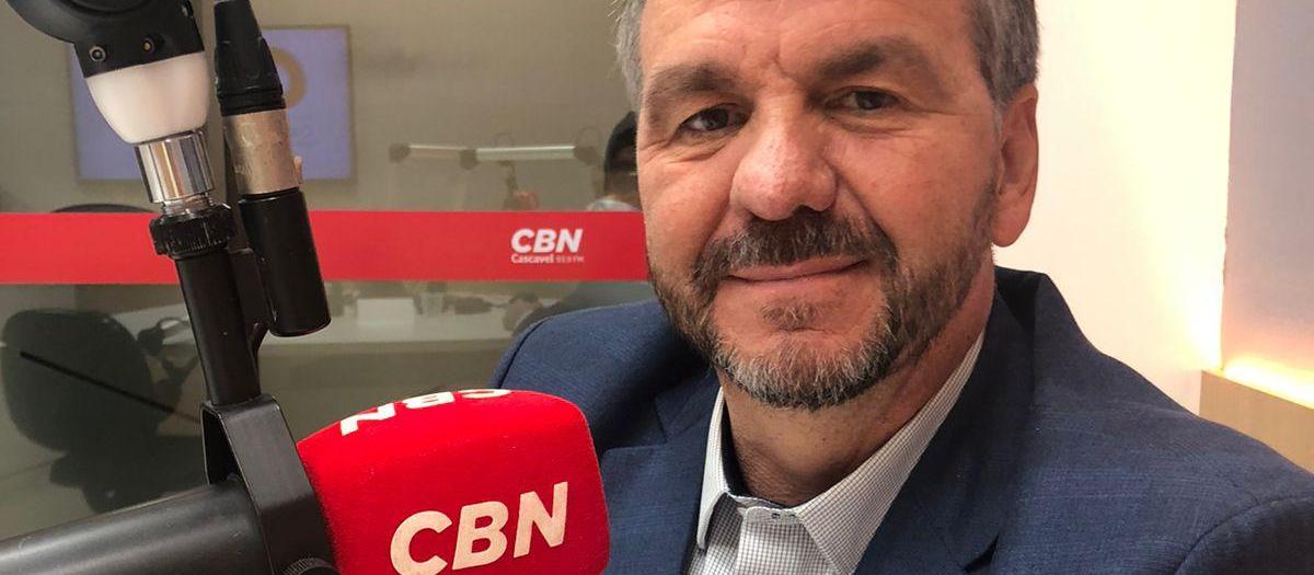 "No trânsito, temos que pensar na segurança e não só na multa", afirma Emerson Ferreira