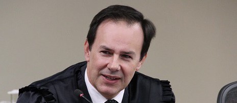 "Os juízes eram para atacar as elites, essa era a pregação, e as pessoas acreditaram nisso"