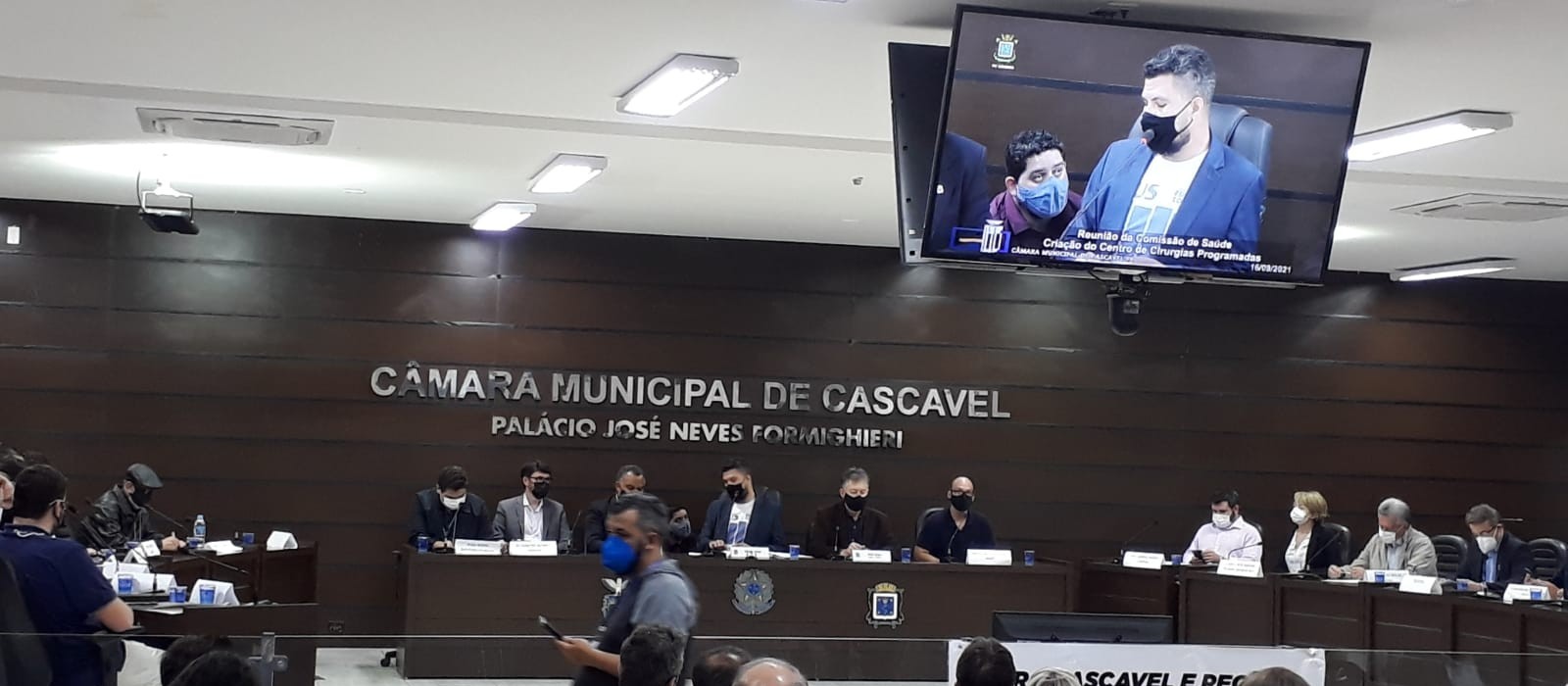 Reunião pública sobre fila de cirurgias eletivas é realizada na Câmara de Vereadores