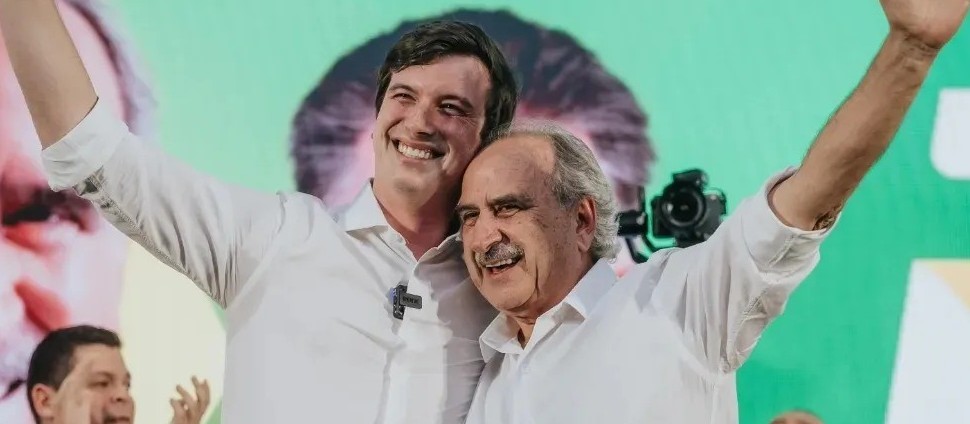 Renato Silva candidato a prefeito e Henrique Mecabo vice