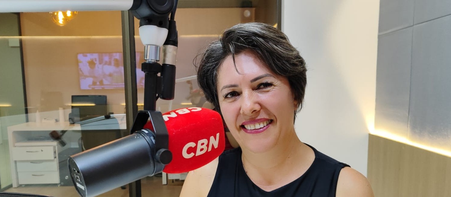 "Não desista, cada dia significa uma nova oportunidade para reescrever sua história", diz Angela