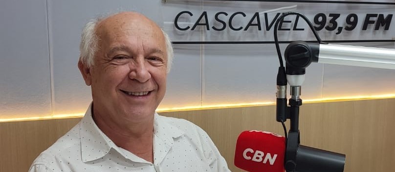 "Estão  disponíveis para comercialização 25 mil sanduíches, ao valor de R$ 17,00 cada"