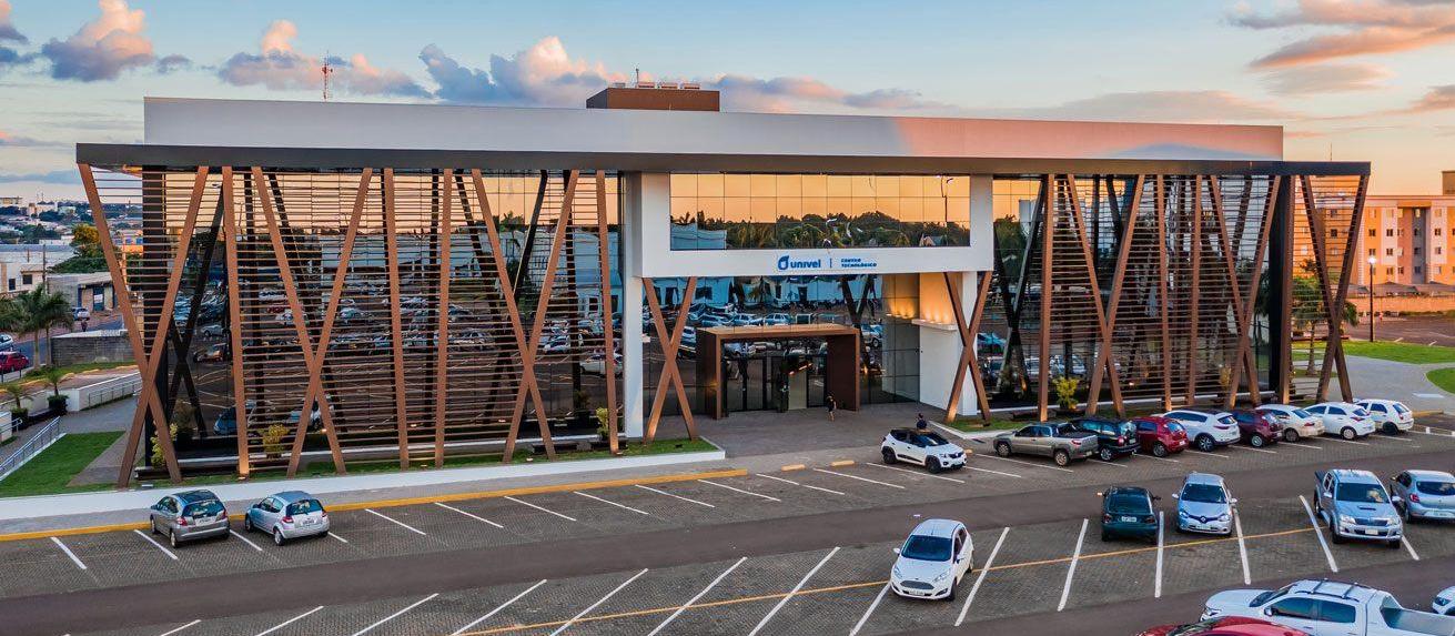 Centro Universitário Univel celebra 30 anos de ensino e inovação acadêmica