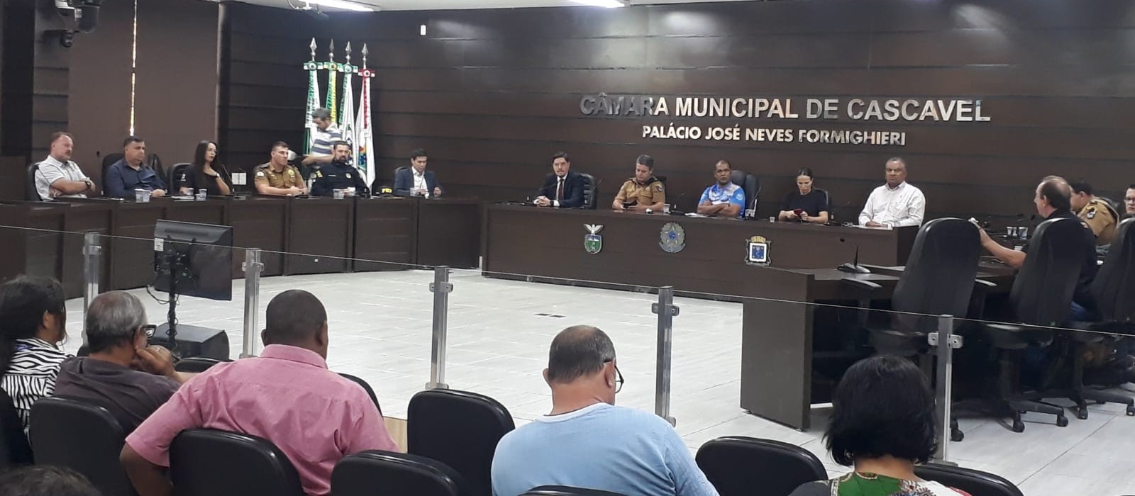 Reunião com forças de segurança é realizada na Câmara de Cascavel 