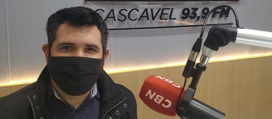 "O Governo do Estado apresenta eficiência satisfatória no processo de vacinação"