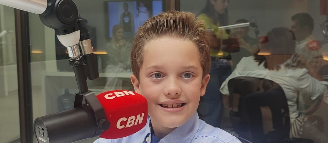"Meus pais comentam que quando eu nasci, não chorei, cantei", diz Nicolas Netto