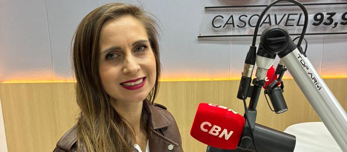 Poliana Lauther aborda os programas de acolhimento social para pessoas em situação de rua